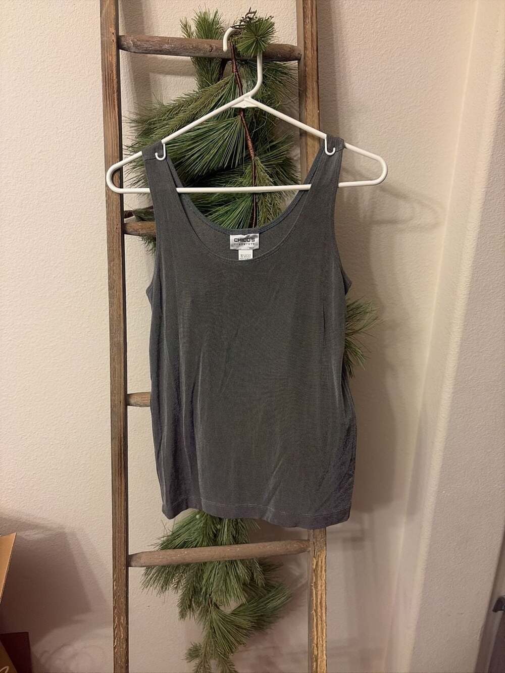 Chico's Travelers Scoop Neck Sleeveless Tank Top size 0